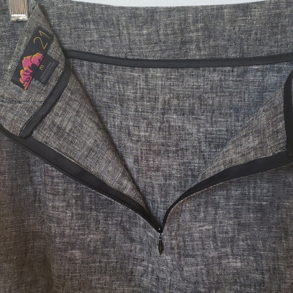 Grey skirt - Picture 4 of 5